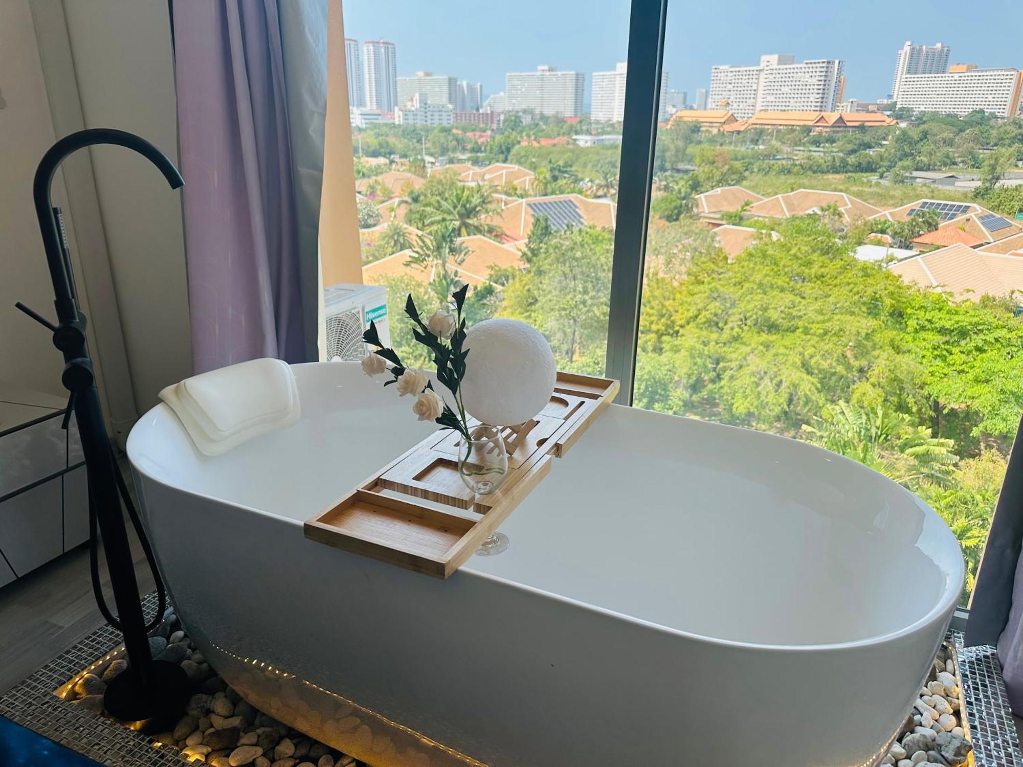 Laguna Beach Resort 2-Have Tub Loft Room Jomtien Beach Exteriör bild