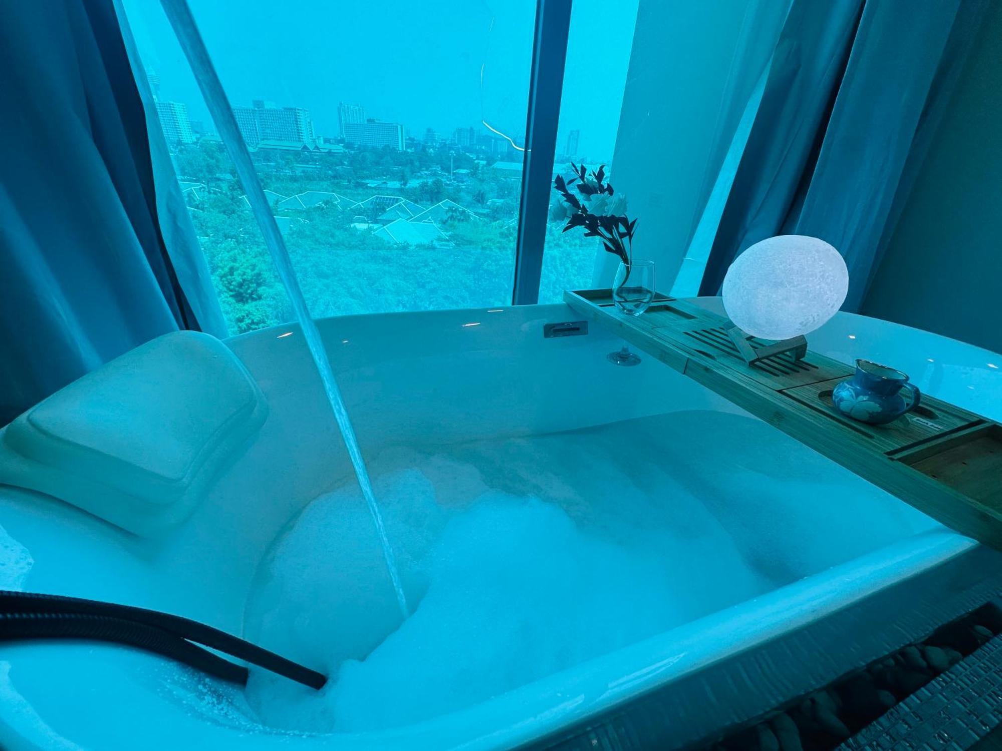 Laguna Beach Resort 2-Have Tub Loft Room Jomtien Beach Exteriör bild